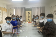 天北新區(qū)夏哈拉社區(qū)工會開展“美好一刻”奶油膠DIY手工坊活動