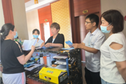 一三一團開展穩(wěn)崗?fù)貚?、就業(yè)政策宣傳活動