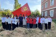 一三〇團共青路聯(lián)合完全中學(xué)開展“收割小麥 體驗農(nóng)事”實踐活動
