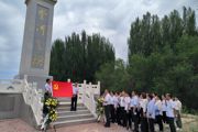 師市財政局,、農行胡楊河兵團分行聯(lián)合開展主題黨日活動