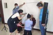 這一跪,，太溫柔！