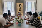 天北新區(qū)夏哈拉社區(qū)黨總支開(kāi)展學(xué)習(xí)宣傳貫徹兵團(tuán)第八次黨代會(huì)精神