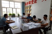 第七師自然資源和規(guī)劃局到128團(tuán)分局檢查上半年工作