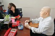 老黨員不忘黨恩增繳黨費(fèi)