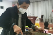 謝東閣：抗疫一線堅(jiān)強(qiáng)的后盾
