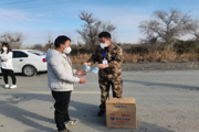 一二六團組織滯留團場的疆外自駕人員有序離開