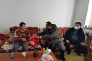 冬日送溫暖  濃濃關(guān)愛情 七師胡楊河市總工會(huì)春節(jié)慰問困難職工